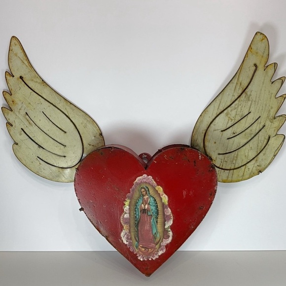 Rustic tin metal heart with wings, Our Lady of Guadalupe - Picture 1 of 8